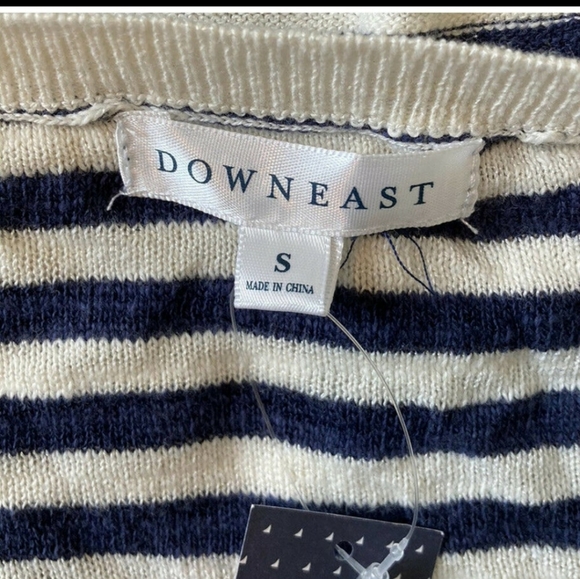 💛5 FOR $20💛 Downeast Navy Blue and Cream Striped Tunic Sweater - Picture 4 of 8